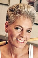 Julia Phillips